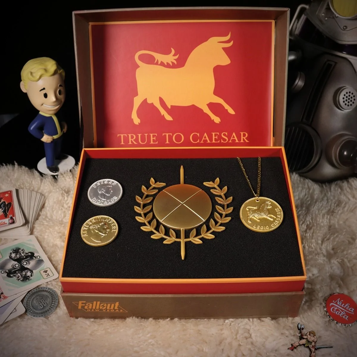 Fallout Limited Edition Replica Caesar's Legion Set - Image 9