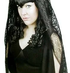 DARK MISTRESS WIG, ROSES & VEIL