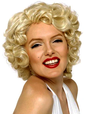 MARILYN WIG HONEY STREAKED BLONDE