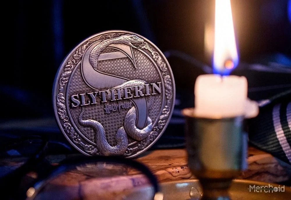 Harry Potter Slytherin Collectible Jumbo Coin - Image 3