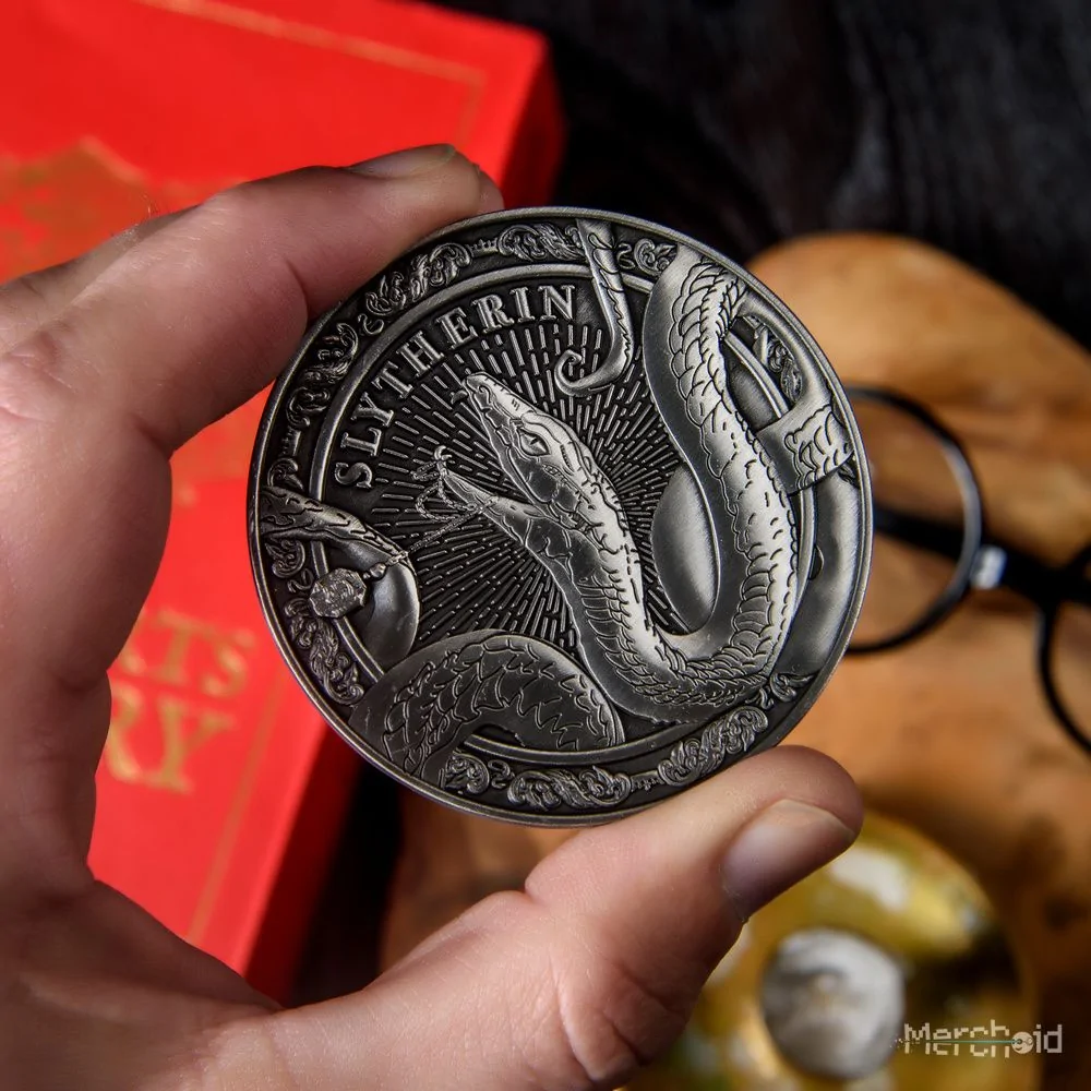 Harry Potter Slytherin Collectible Jumbo Coin - Image 4