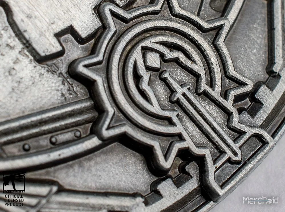Warhammer 40,000 Darktide Deluxe Collectible Coin - Image 9
